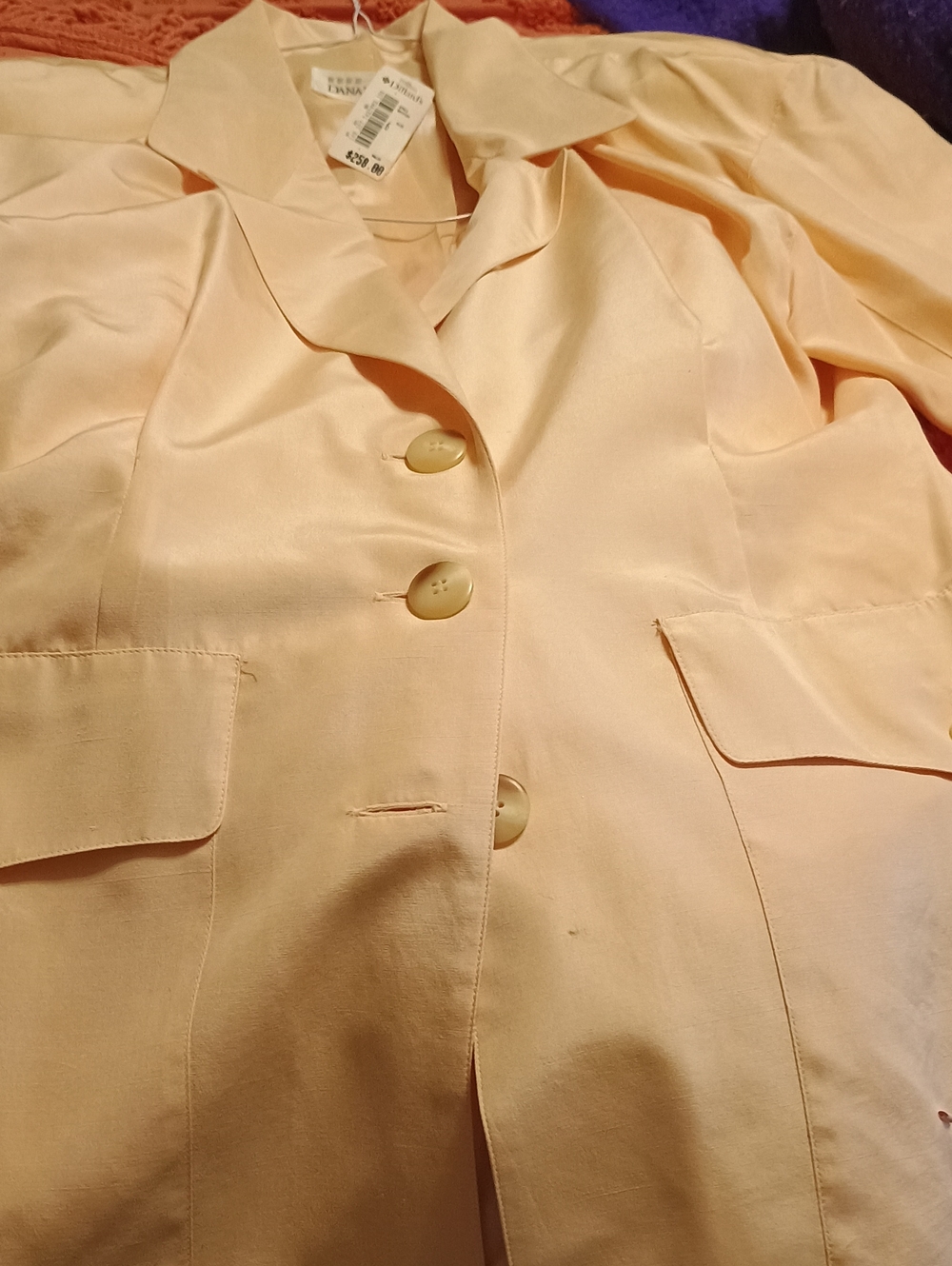 Dana Buchman Men's Casual Button-Down Shirt in Pale Peach